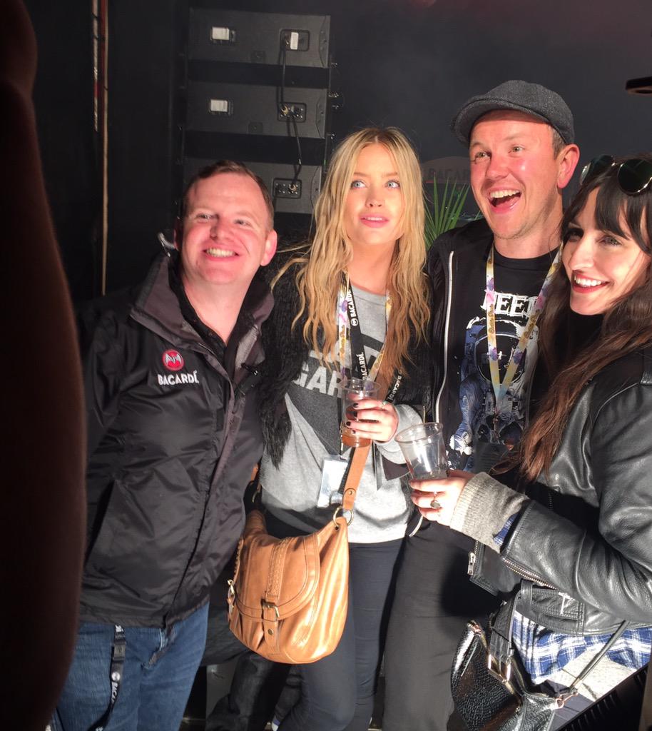 Capitalize tweet media