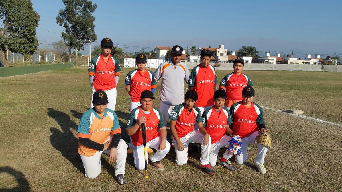 CachorrosSalta's tweet photo. #Béisbol Sigue el Nacional Galo Barroso de pre-juniors en nuestro Club! http://t.co/GkoodKwdiS