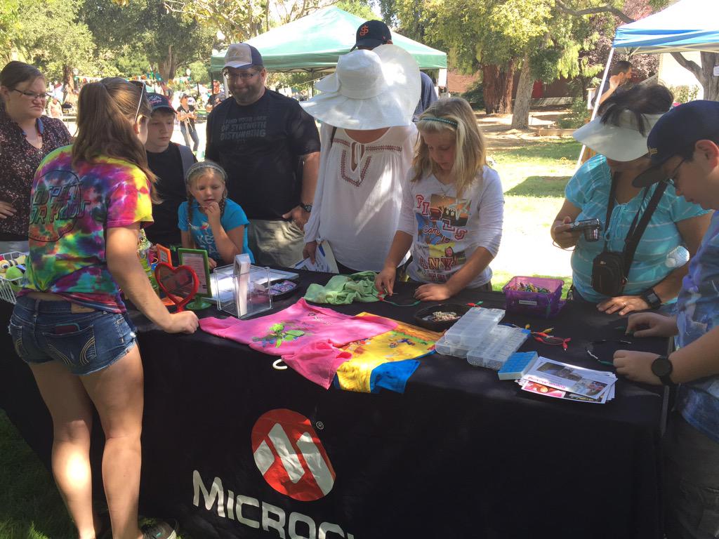 TenayaHurst's tweet photo. @Sjmakerfaire #RogueMaking @SJ_Downtown We love #WearableTech Have a great day 2 #RMSTEAMfest @MakerBoulder ~Tenaya~ http://t.co/mqI7Y7jHIy