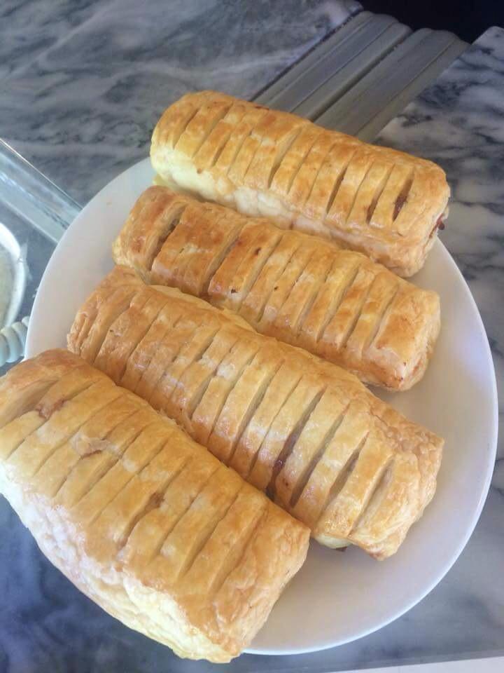 SeabreezeIOW's tweet photo. So Tom made some Sausage Rolls today #amongstotherthings #toptom http://t.co/IUTYa2u3nI