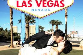 TravelReportMX's tweet photo. Dar el sí en Las @Vegas! #SabíasQue en la ciudad se celebran 315 bodas cada día? #turismo #TR http://t.co/eWYd6e1y02