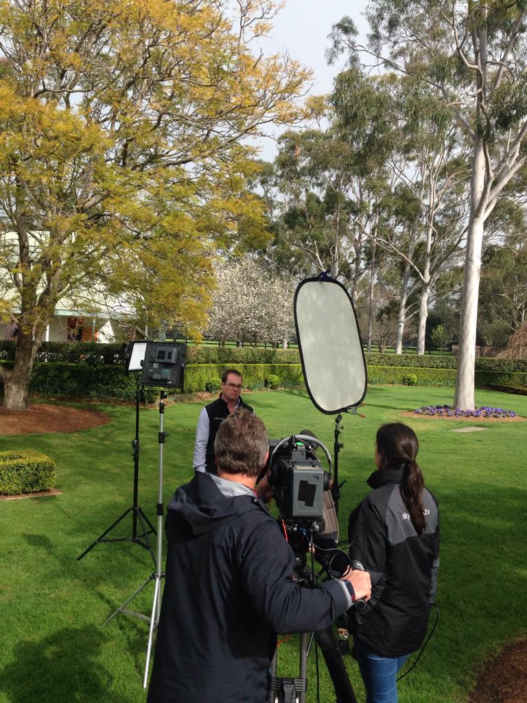coolmorestud's tweet photo. Great to have @SkyRacingAU here this morning to discuss the brilliant #Rubick with @Pad_oman #speed #precocity #star http://t.co/jGPqOJXXWB