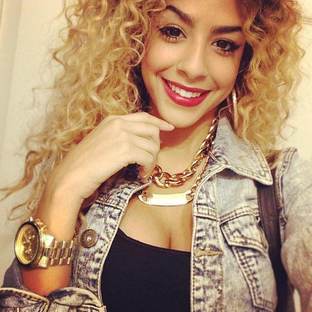 JohnsonKayde's tweet image. Just me  ♥