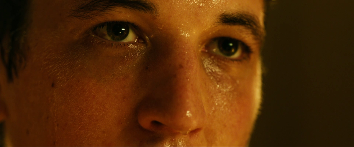 CinemaInFrames's tweet photo. Side By Side:
WHIPLASH (2014)
DP: Sharone Meir - AR: 2.40:1
Director: Damien Chazelle http://t.co/y9edZfxcss