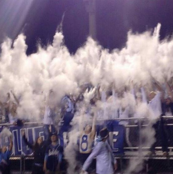 TheD_Zone's tweet photo. #TheDZone Student Section Showdown WAR Round 1 (http://t.co/r1NsrdGYKW)

RT for Mona Shores
FAV for Romeo http://t.co/aiIKm5dea8