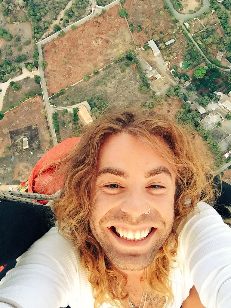 MODSUN's tweet photo. I'm not simply surviving, I'm really living http://t.co/sKRDMRTWua