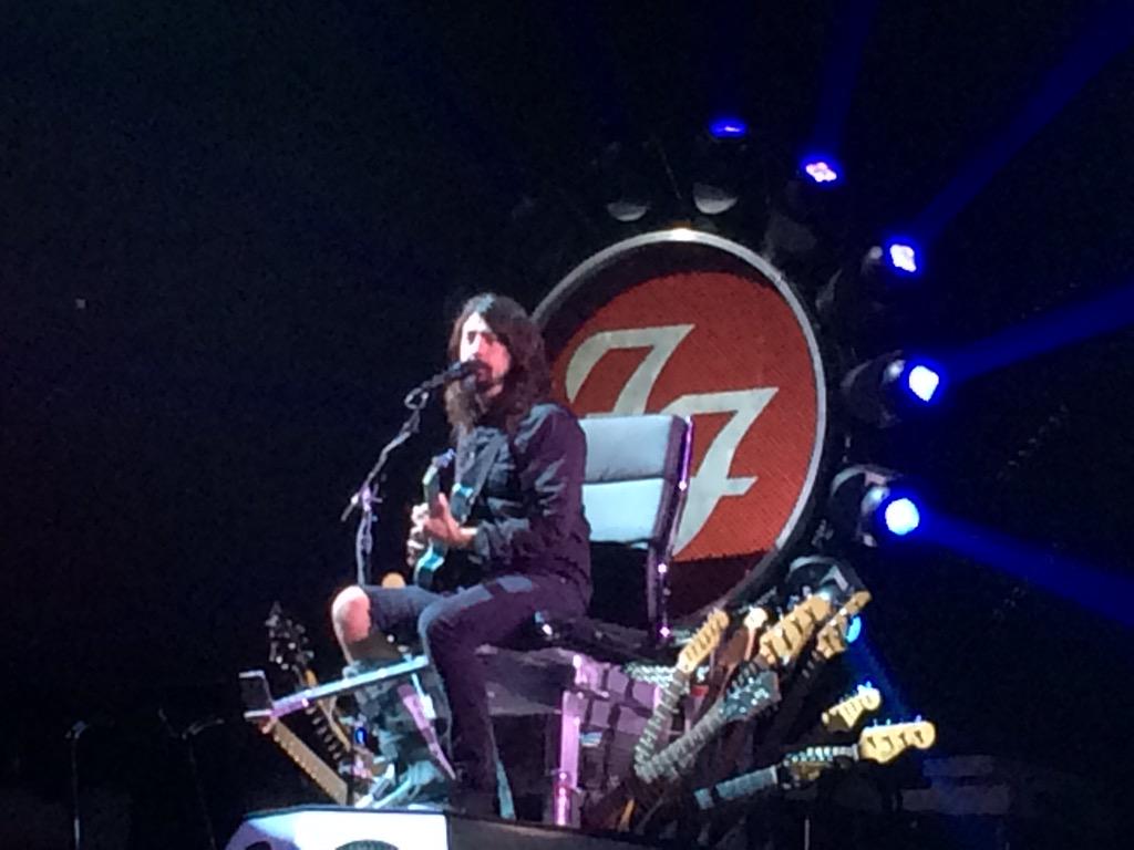 Alex_Catlin14's tweet photo. Thank you @foofighters http://t.co/J8v5IOmg0r