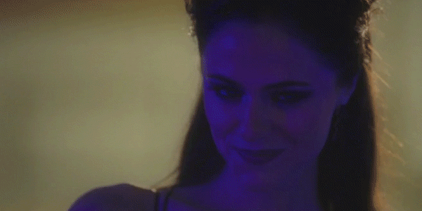 TheRoyalsTV's tweet photo. When you have Monday off. #TheRoyals http://t.co/j9syKpeuc9