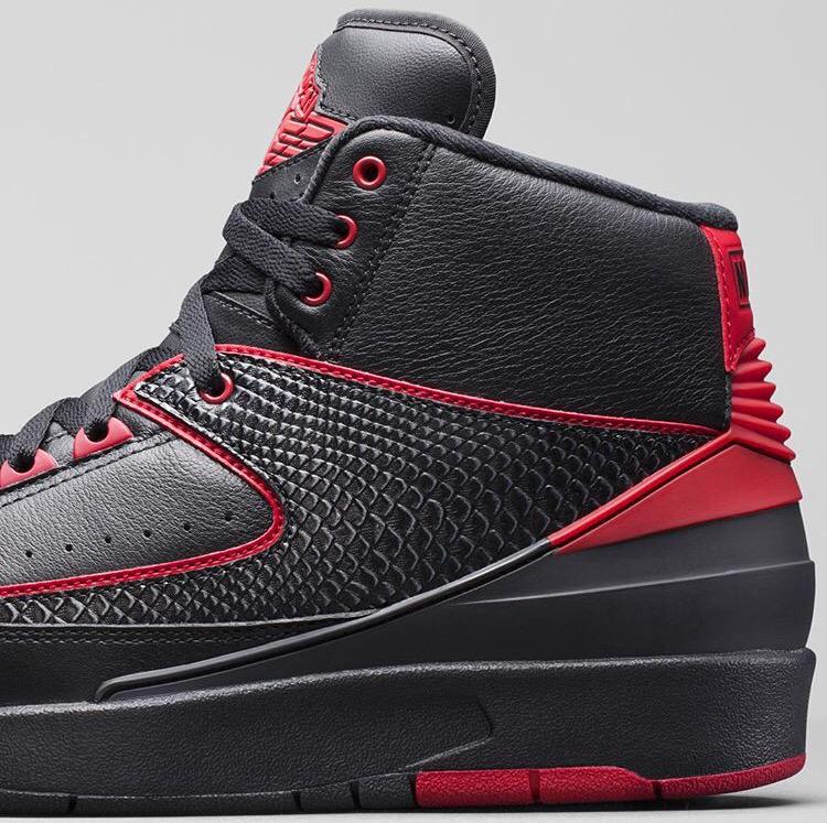 SneakerHooked's tweet image. Spring 2016.