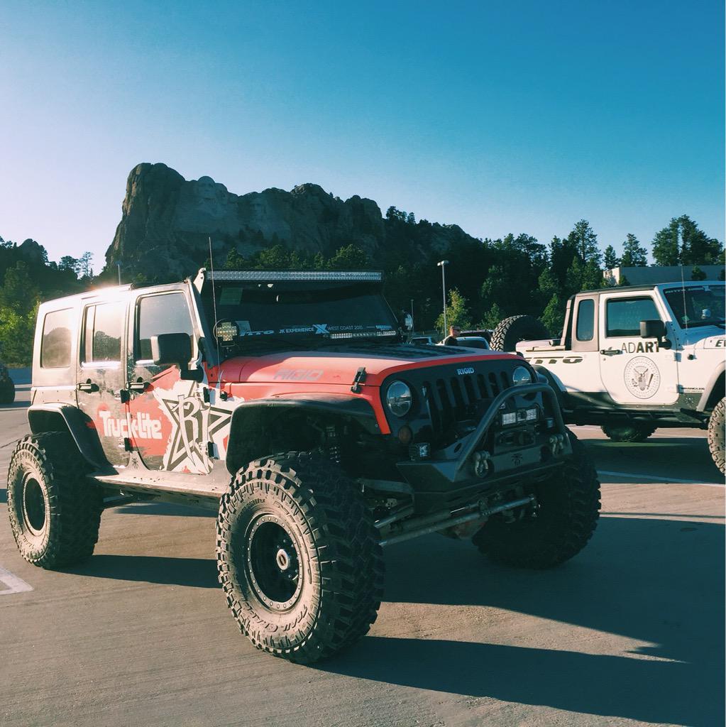We made it to Mt. Rushmore! #nittojkx #discounttire #rigidofficial