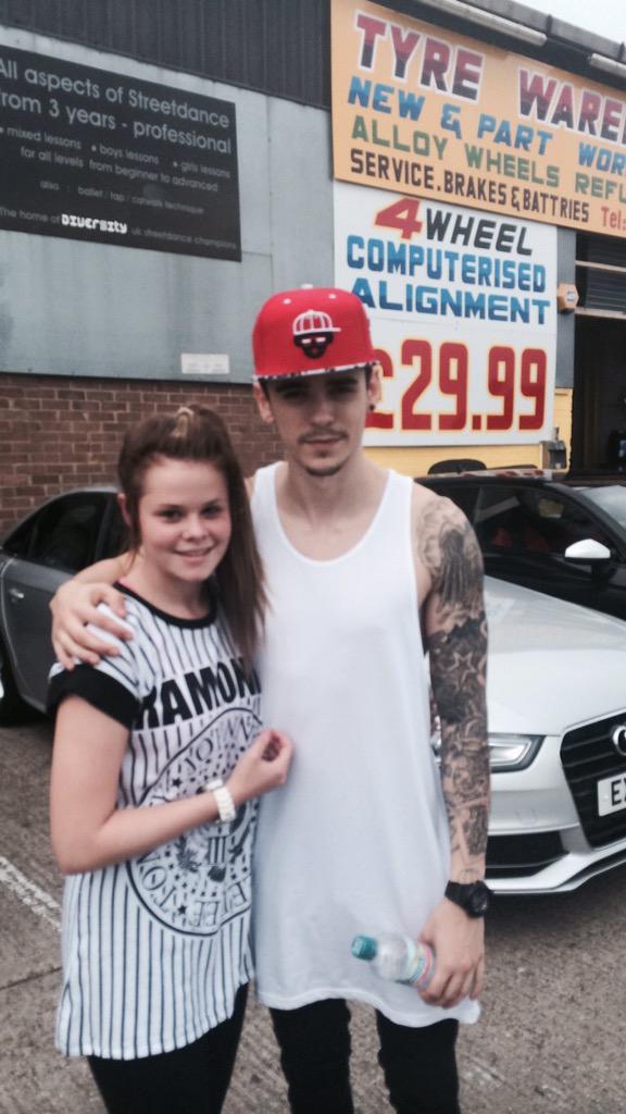  happy 25th birthday Samuel, thank you for being a huge part of my life love you unexplainable amounts  