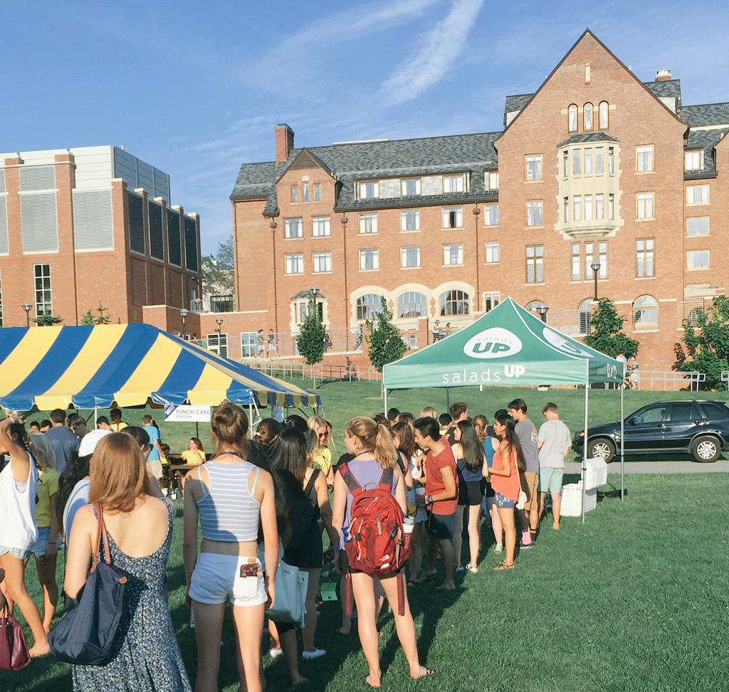 saladsUP's tweet photo. Crushed it at Taste of Michigan. We are releasing the winner of the edamame competition tomorrow! #SaladsUP http://t.co/vvTiXyi9TO
