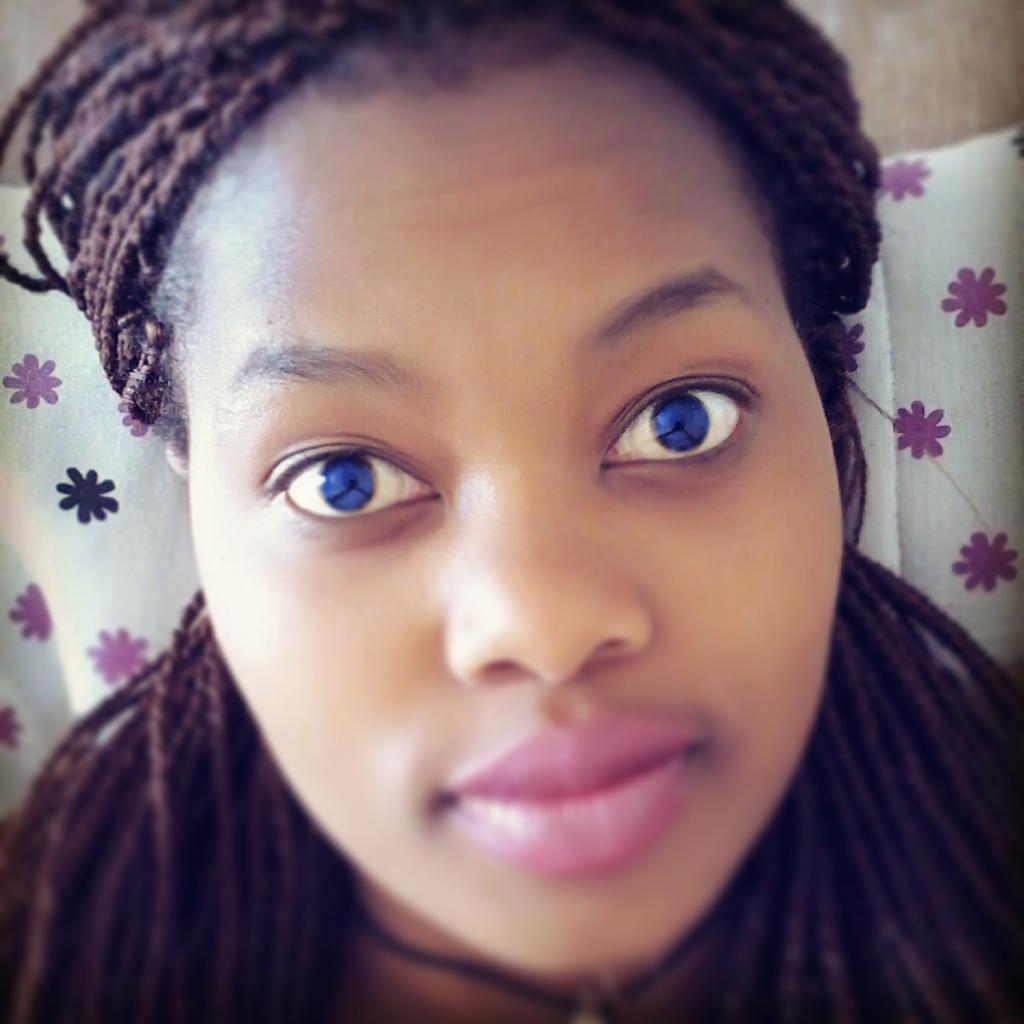 BlueIsCharmEnt tweet picture
