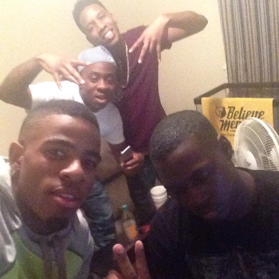 __masonmargiela's tweet photo. His FreeBand Card Has Been Revoked @YHoodrich #GotCaughtTurntDown #RipDoubleDee http://t.co/B5KTvjpjvZ