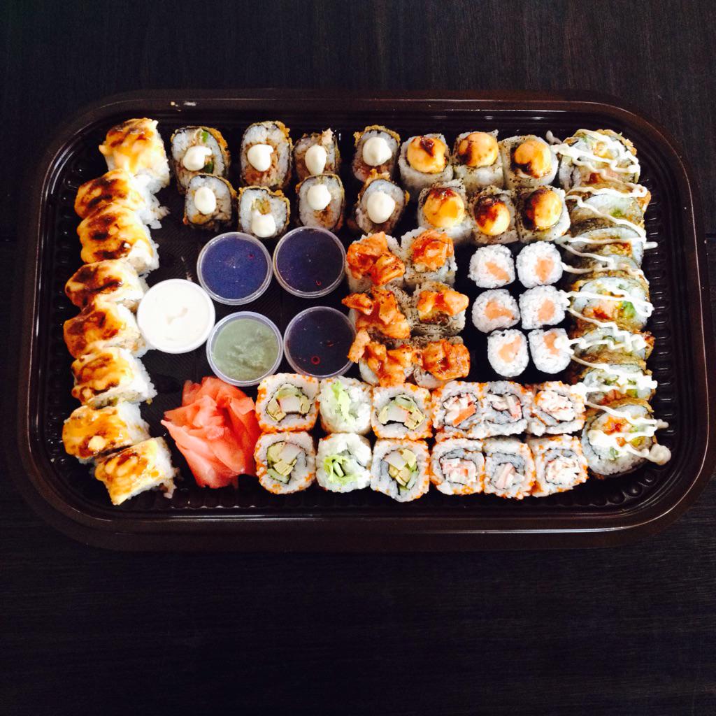 Sushi_Origami's tweet photo. Happy lunch tweeps💋🍣🍙 http://t.co/sWgybXc9rQ