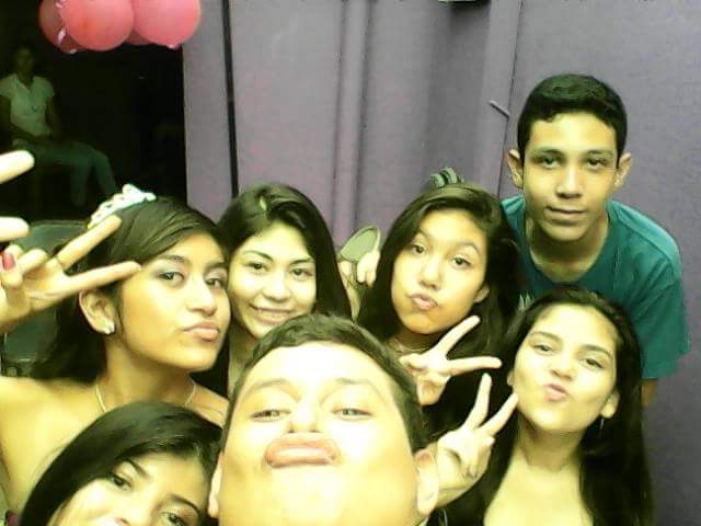 GabrielaHR259's tweet photo. http://t.co/MstGD508bn @FatyNHLZL @flavioo_R @Nextor_214 @Cuestas__