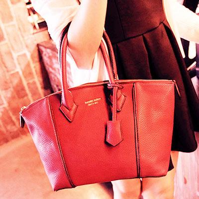 RAISMASTORES's tweet photo. Tempatnya #tas IMPORT MURAH. Koleksi BANYAK PIN:27722699 OPEN #RESELLER TANPA SARAT DAN MODAL @BAMEPRO @ohcumiklan http://t.co/QVvm3ZPLP5