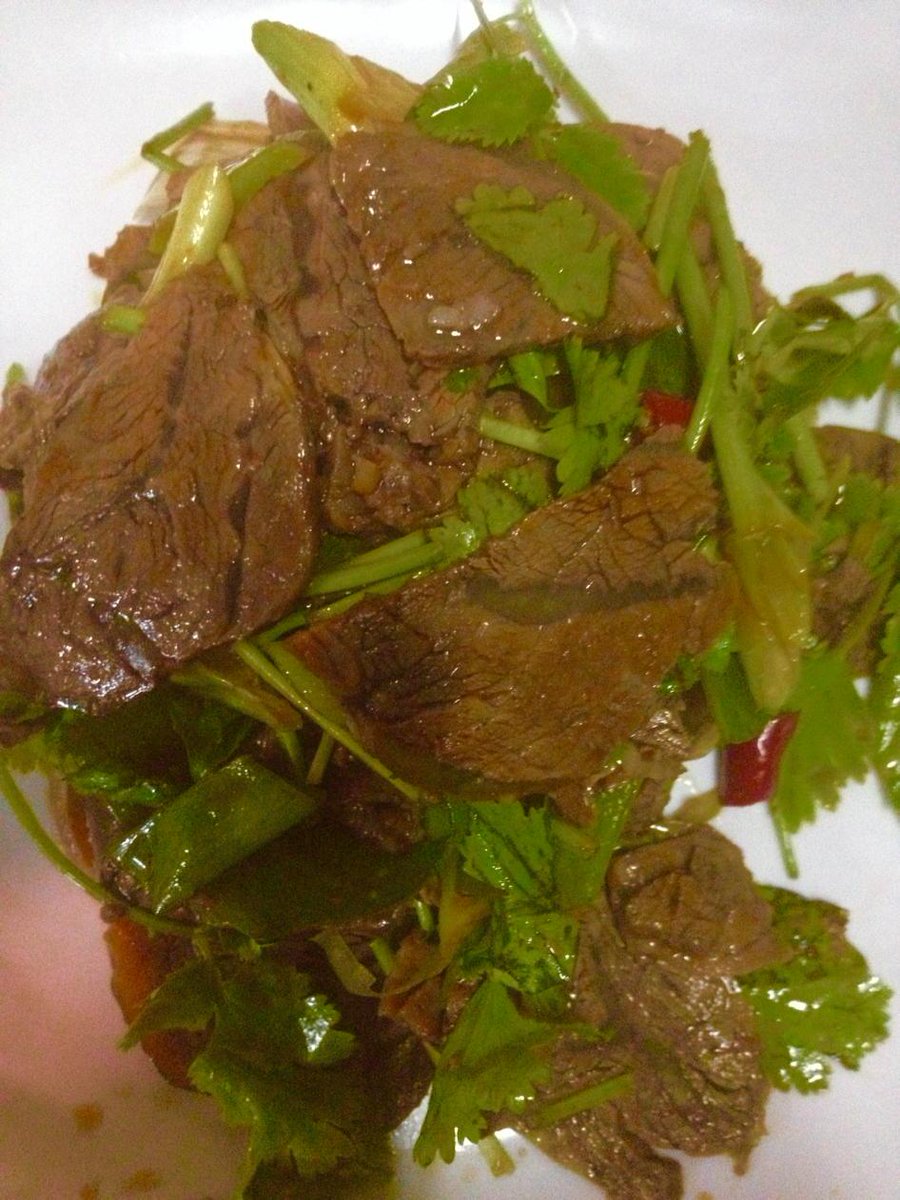 JoelMandarin's tweet photo. Lagarto de Res en ensalada frío unos de los favoritos de la casa http://t.co/kuMhf6qPra