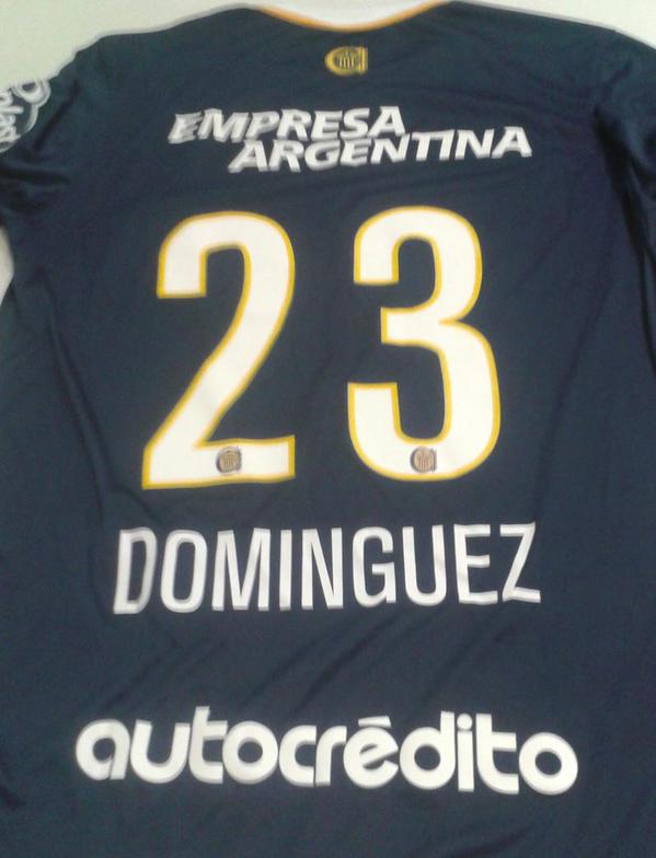 FutbolPermitido's tweet photo. RT Seguinos participas x camiseta de DOMINGUEZ escribiendo a #FutbolPermitidof23 @AlinaMoine @diegobranca http://t.co/7ARt4GPEGd