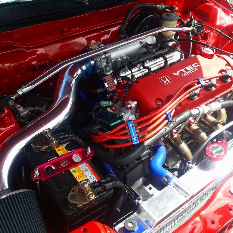 HondaMeetsv's tweet photo. The little beast #Dseriesonly #D16 http://t.co/wz6uIIiW7s