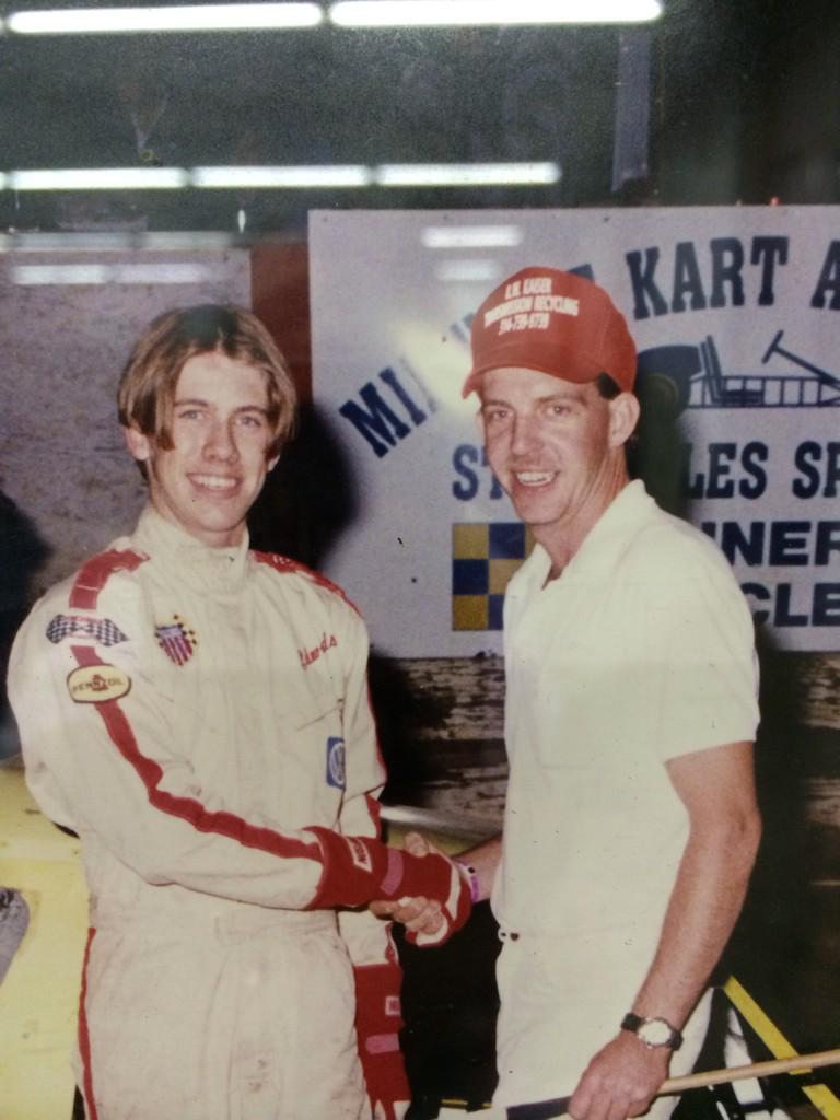 Kenny_Wallace's tweet photo. Columbia #Missouri and CARL EDWARDS win the Southern 500 in the @NASCAR race at Darlington Speedway🏁 http://t.co/dNk8NZKeNT