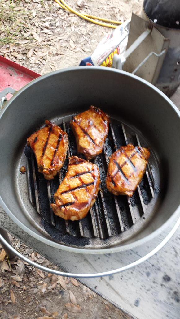 FoodsFine's tweet photo. Dutch oven fig vinaigrette glazed pork loin chops http://t.co/9PVF0FTeap