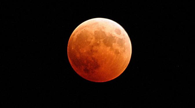 liputan6dotcom's tweet photo. #Terpopuler Akan Ada Gerhana Supermoon Langka pada 27 September 2015 http://t.co/r0XqeTgeTd http://t.co/BGF6VaqF7F