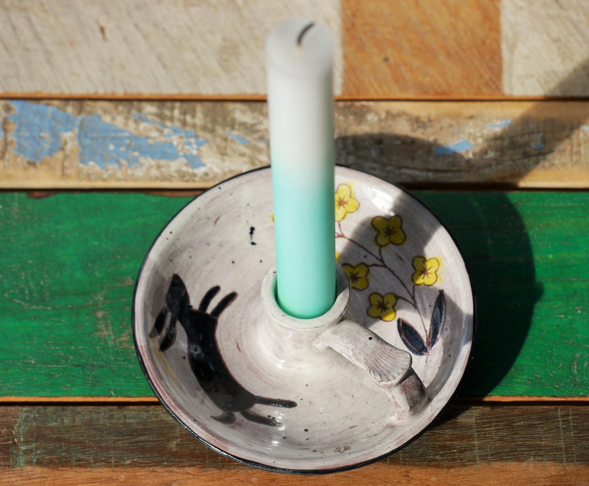 Op de <a href="/HHmarkt/">HHMarkt</a> kocht ik afgelopen zaterdag deze handgemaakte kandelaar van saskiavanbeek.nl/index.html #heelblijmee
