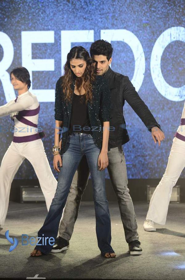AthiyaShettyWeb's tweet photo. At #Hero music launch @TheAthiyaShetty And @soorajpancholi9 http://t.co/Gq12df4Z9k