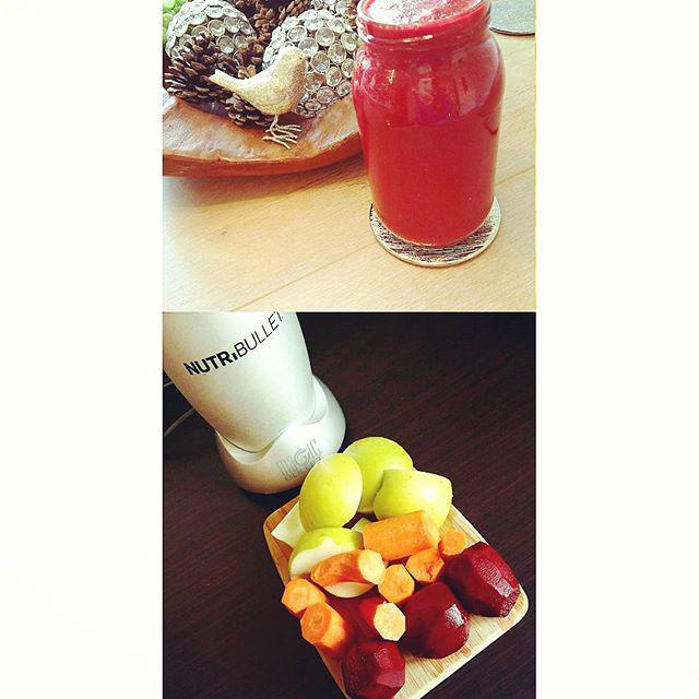 NUTRiBULLETFans's tweet image. Breakfast 👍 Beetroot, carrots and apples blended with water. ❤❤ #smoothies #beetrootsmoothie #beetroot #apples #car…