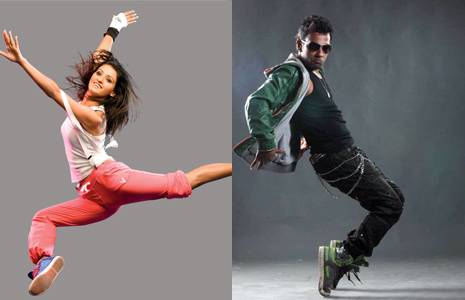 tellychakkar's tweet photo. Who is a better mentor on Dance+ ?

*RT for @MohanShakti
*Fav for @dthevirus31

http://t.co/QJGLtaFgIu 

@StarPlus http://t.co/QfvzYGXX0D