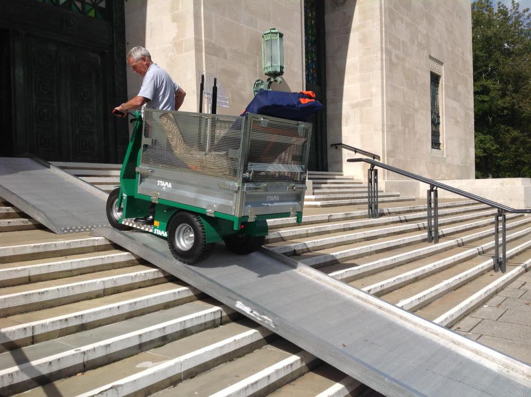 overtonuk's tweet photo. You can get almost anywhere with a Stama Micro Truck, even upstairs #apse15 #electric #stama http://t.co/a0x7aoZzoQ