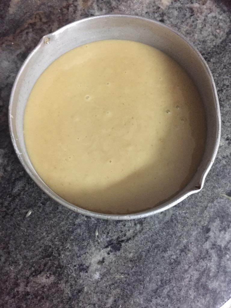 divyaszaika's tweet photo. Bake a Cake!!🎉💞💃🏻
Making it in a Pressure Cooker. Batter looks good! ;) #divyaszaika #divyaskitchen! http://t.co/oISjkIOq4w