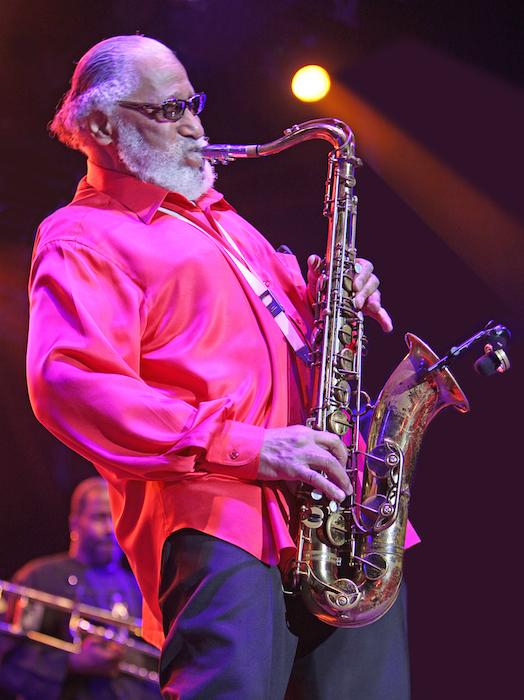 Happy 85th birthday Sonny Rollins, master of the tenor saxophone (born september 7th, 1930). 