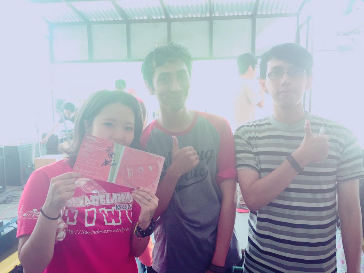 ...di temlen sebelah ribut soal jmlh penonton, klo aku skrg lebih mikir jmlh pendengar ٩( 'ω' )و