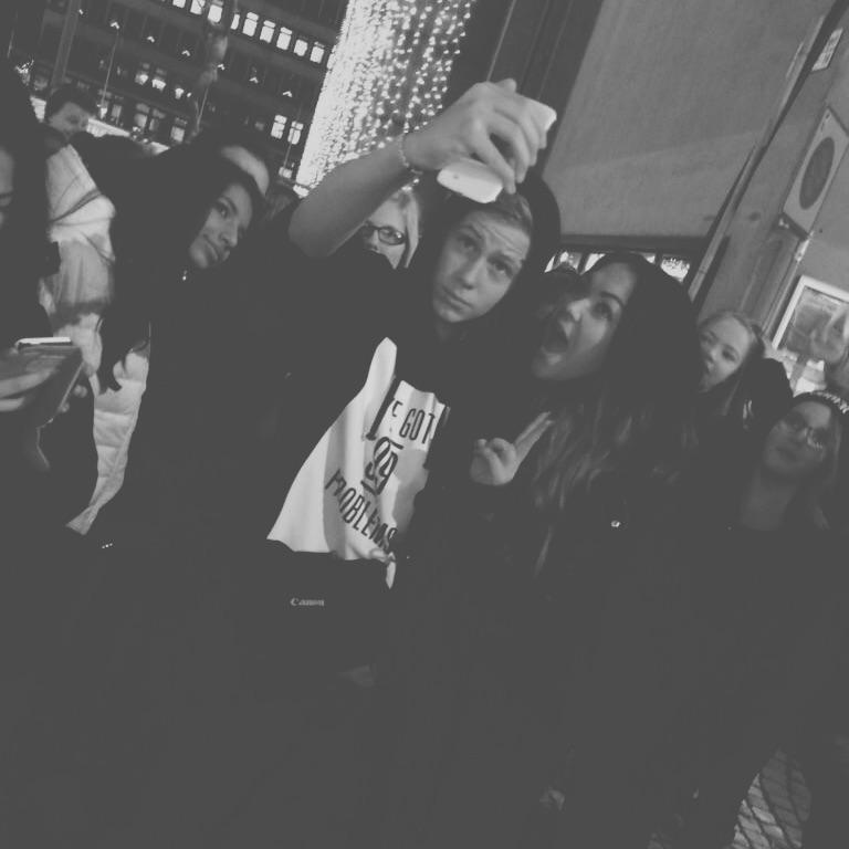 magiskemanfred's tweet photo. FIRST TIME WE MET HUNNY @fridasoderlund http://t.co/6xm15FXoii