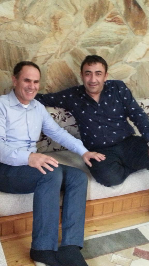 "Vedalar gözle sevenler içindir.
Gönülden sevenler asla ayrılmazlar""
Yolun açık olsun güzel insan..<a href="/ilhanakartal/">İlhan Aydın KARTAL</a>