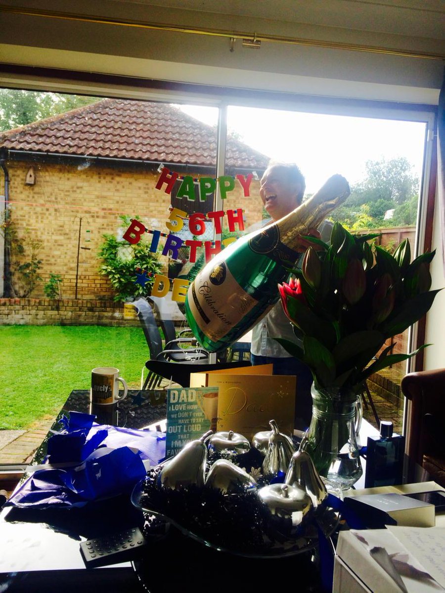 RitchieMartin_'s tweet photo. A Big happy birthday to my loving and funny father! He is still crying soppy bastard 😘🎉👑 http://t.co/8sV3D821HK