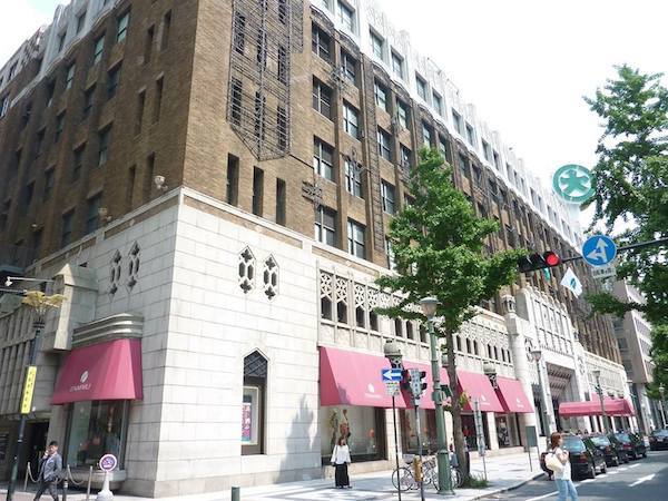 wwd_jp's tweet photo. 大丸松坂屋が中国SNS「微信」の決済システム導入　インバウンドの固定客化へ http://t.co/hVwYCY8Gj3 http://t.co/Y1y0cGpGBU