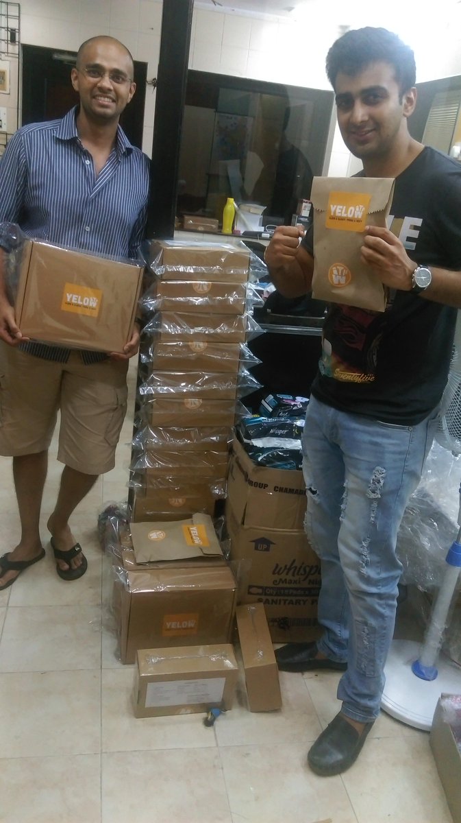 yelow_in's tweet image. Men at Work! 
#cleanclassy #freshsexy #yelow