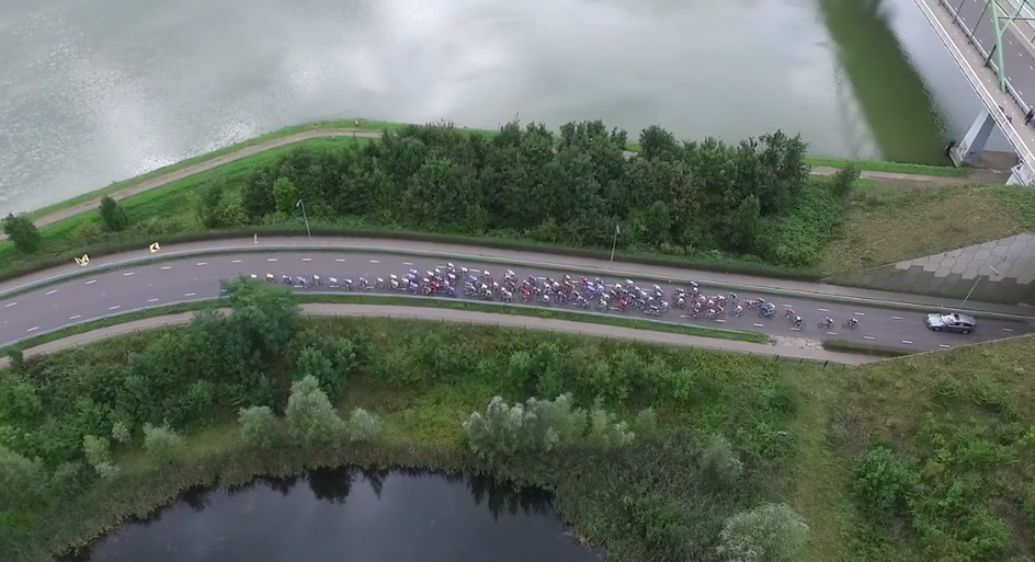 TopcompetitieNU's tweet photo. VIDEO: De samenvatting van de Kernenomloop. https://t.co/tzbTo9OWnf @Kernenomloop @TeamKuota @metecct @RaboDevTeam http://t.co/DrqIZQJkwl