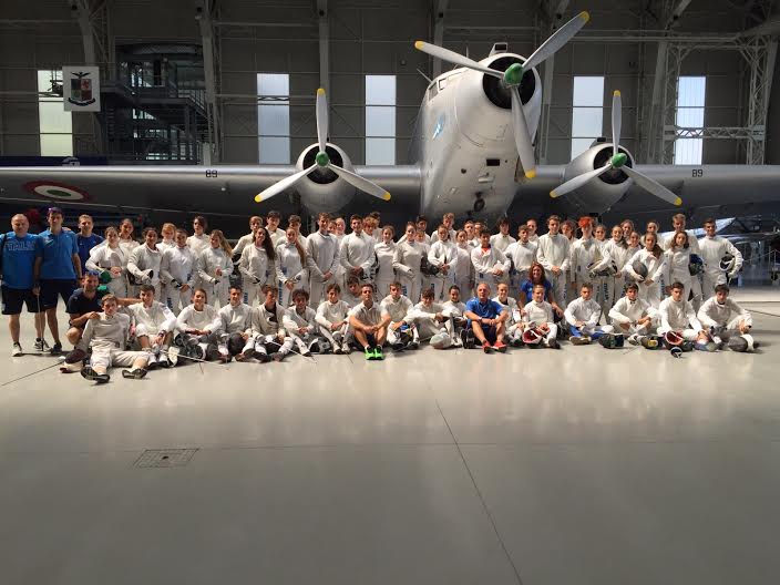 Federscherma's tweet photo. #Fencingmob15 a VIGNA DI VALLE (Italy) Ritiro Azzurrini #scherma #fencing  #FENCINGMOB #joyofmoving @ItalianAirForce http://t.co/EcpvLIlmYp