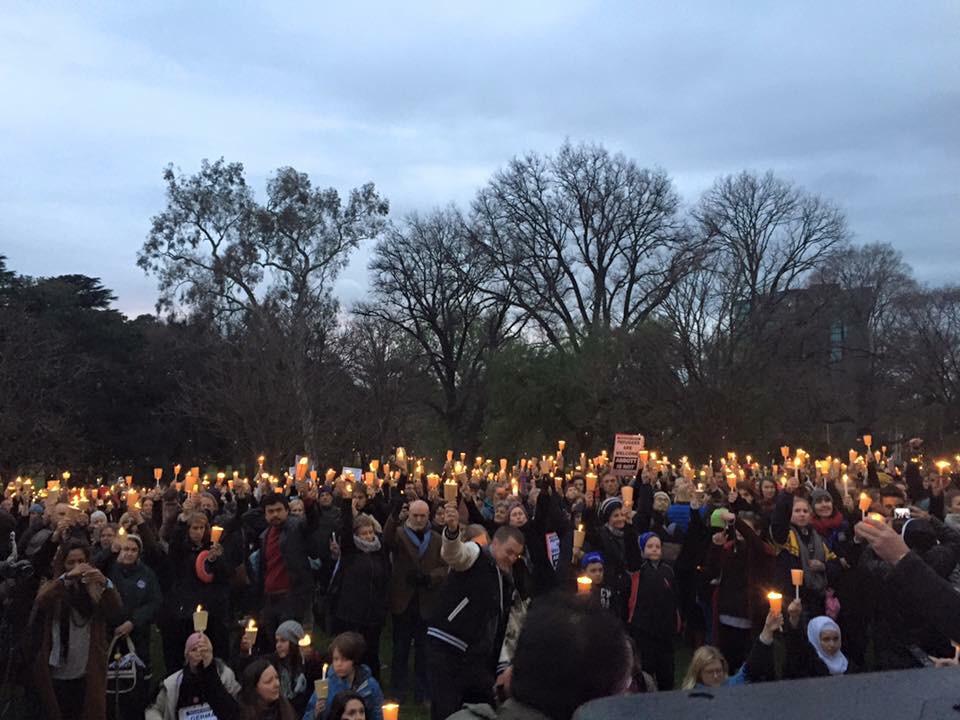 MarchAustralia's tweet photo. #LightTheDark #Melbourne. Photo credit: Andrea G #forAylan http://t.co/e3FxshjLXb