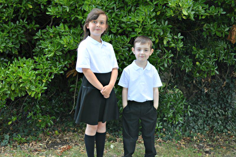 lifewithanguish's tweet photo. Roo and Tigger #BHSFirstDay, they are so excited to be in the same school as each other http://t.co/YWq0bvTnym