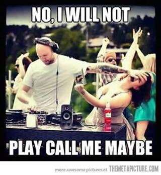 jesscoombs_x's tweet photo. 😂😂😂 @Treeeeens tonight! @jessarcher92 http://t.co/ALuLCPeOF5