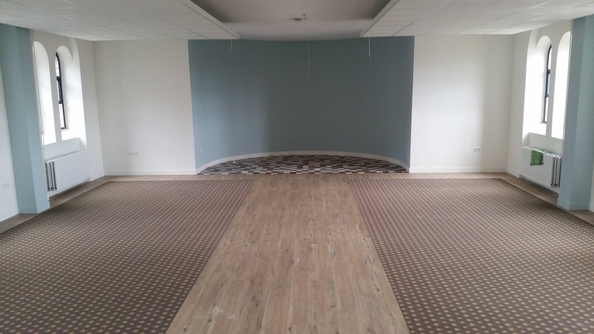 Hovek_bv's tweet photo. Mooie combinatie van @forboflooring #Flotex en @TFD_Floortile vinylstroken bij #Nunner ‘s-Heerenberg http://t.co/jNGZwRIaB1