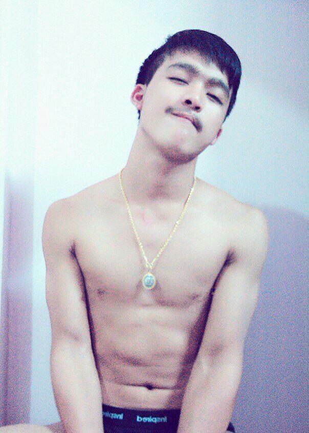 AniwatUn's tweet photo. อยุธยา รับงานไม่แพง 095-4917720 http://t.co/OELrhfKaYr