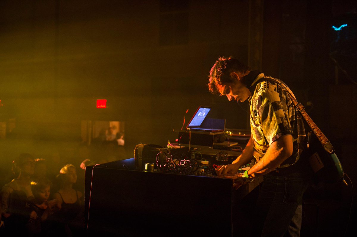 InvertedAudio's tweet photo. / / PREMIERE / / Stream #TornHawk playing live at @VisionsFestival courtesy of @RBMARADIO http://t.co/KycA3mKZSF http://t.co/2S98bFGL5P