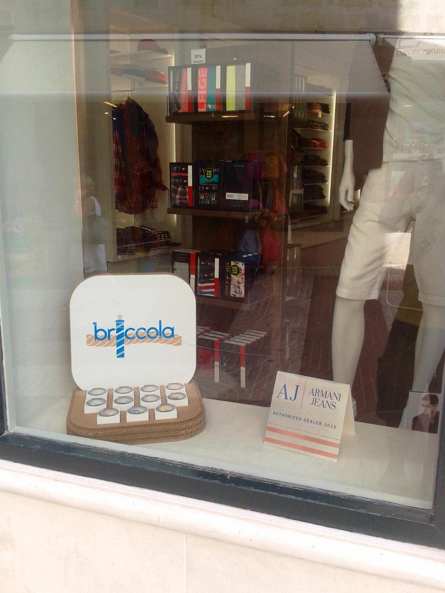 Briccola2014's tweet photo. Los vientos de @Briccola2014 llegan a Menorca! Encuéntranos en D.Pons, Centro Comercial 'El Lago', Cala 'n Bosch http://t.co/32NOYBcbBG