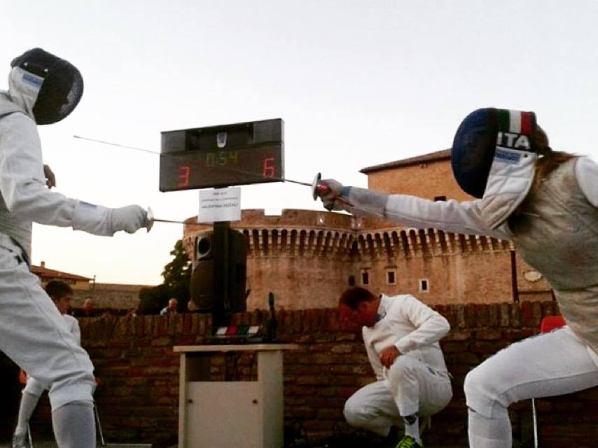 VVezzali's tweet photo. Ecco alcuni scatti dallo stupendo #FencingMob15, con il Club #Scherma #Montignano #Marzocca #Senigallia! http://t.co/rUl8xzpJqR